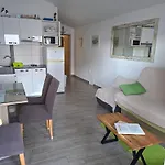 Aurelia 30 Meters From The - By Ta Leut Agency *