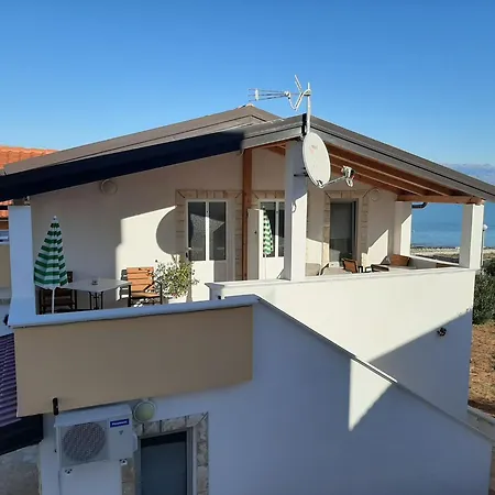 Aurelia 30 Meters From The - By Ta Leut Agency Апартаменты