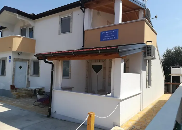 Lägenhet Aurelia 30 Meters From The - By Ta Leut Agency *