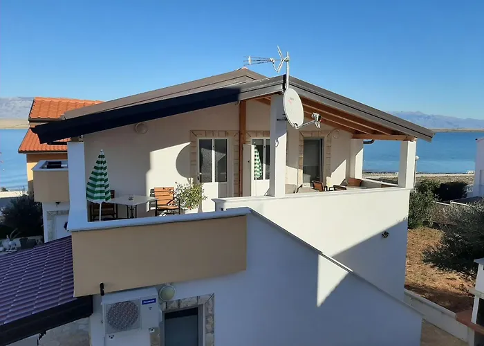 Aurelia 30 Meters From The - By Ta Leut Agency Lägenhet